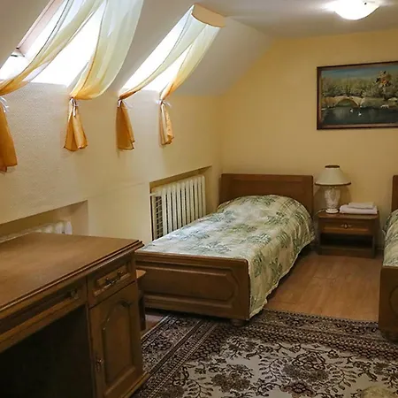 Guest house Houses In Stepyanka *
